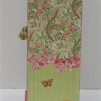 Puppenschrank "Schmetterlingsgarten"