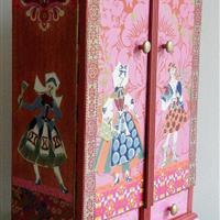 Puppenschrank "Holländerinnen"